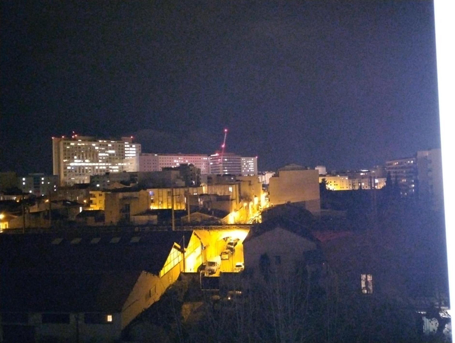 Centre Marseille T3 - Balcon Apartment Luaran gambar